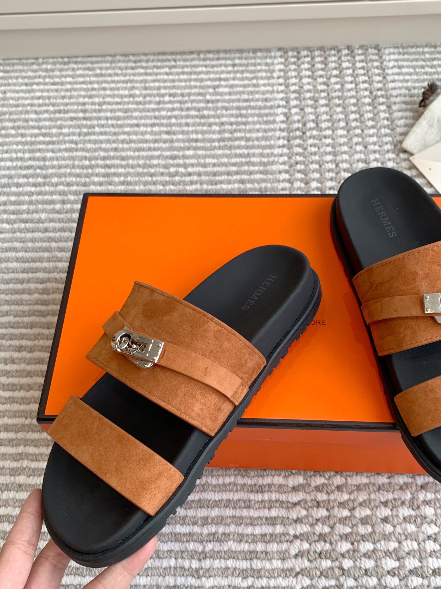 HERMES 00789
