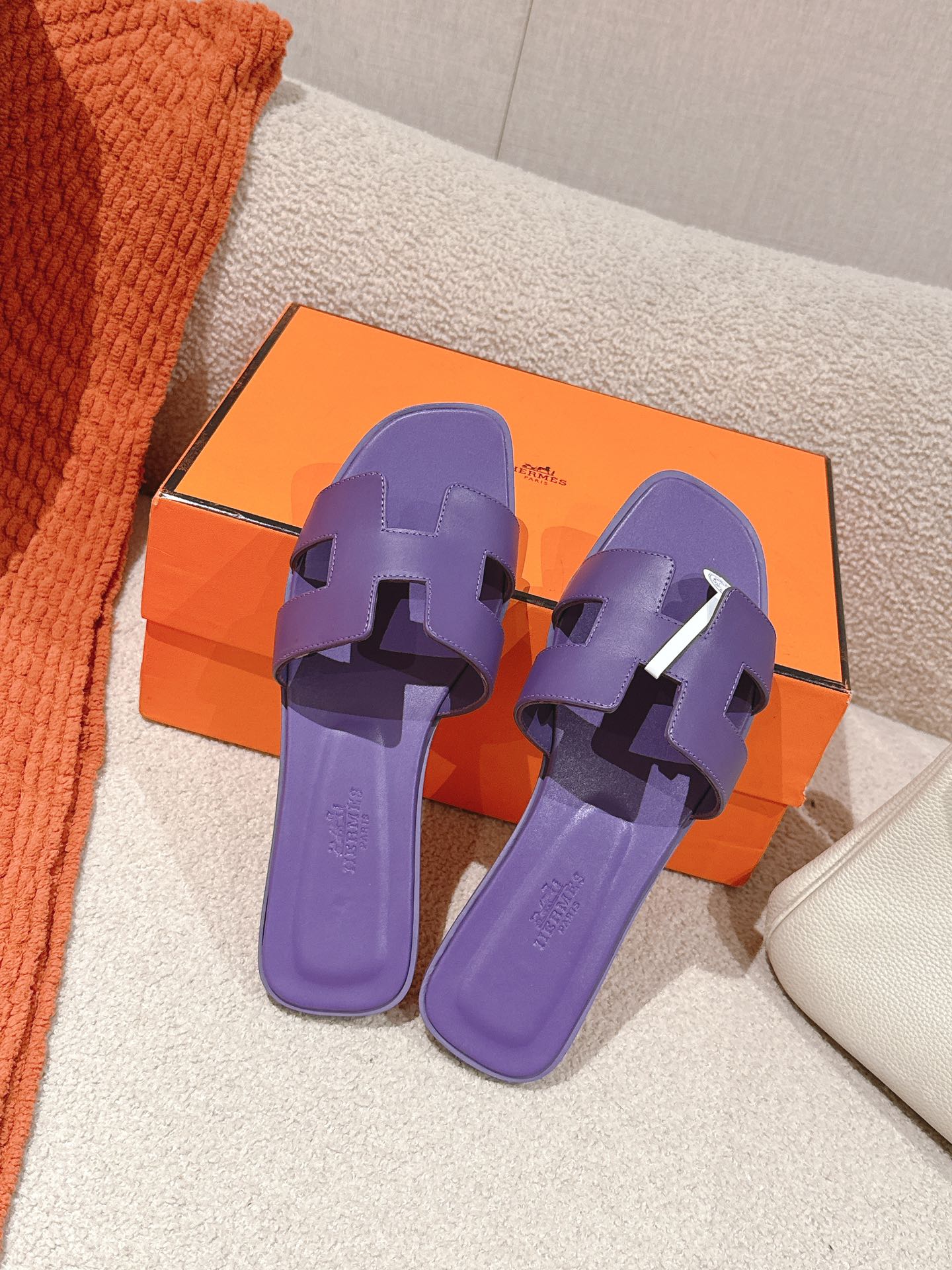 HERMES  00799