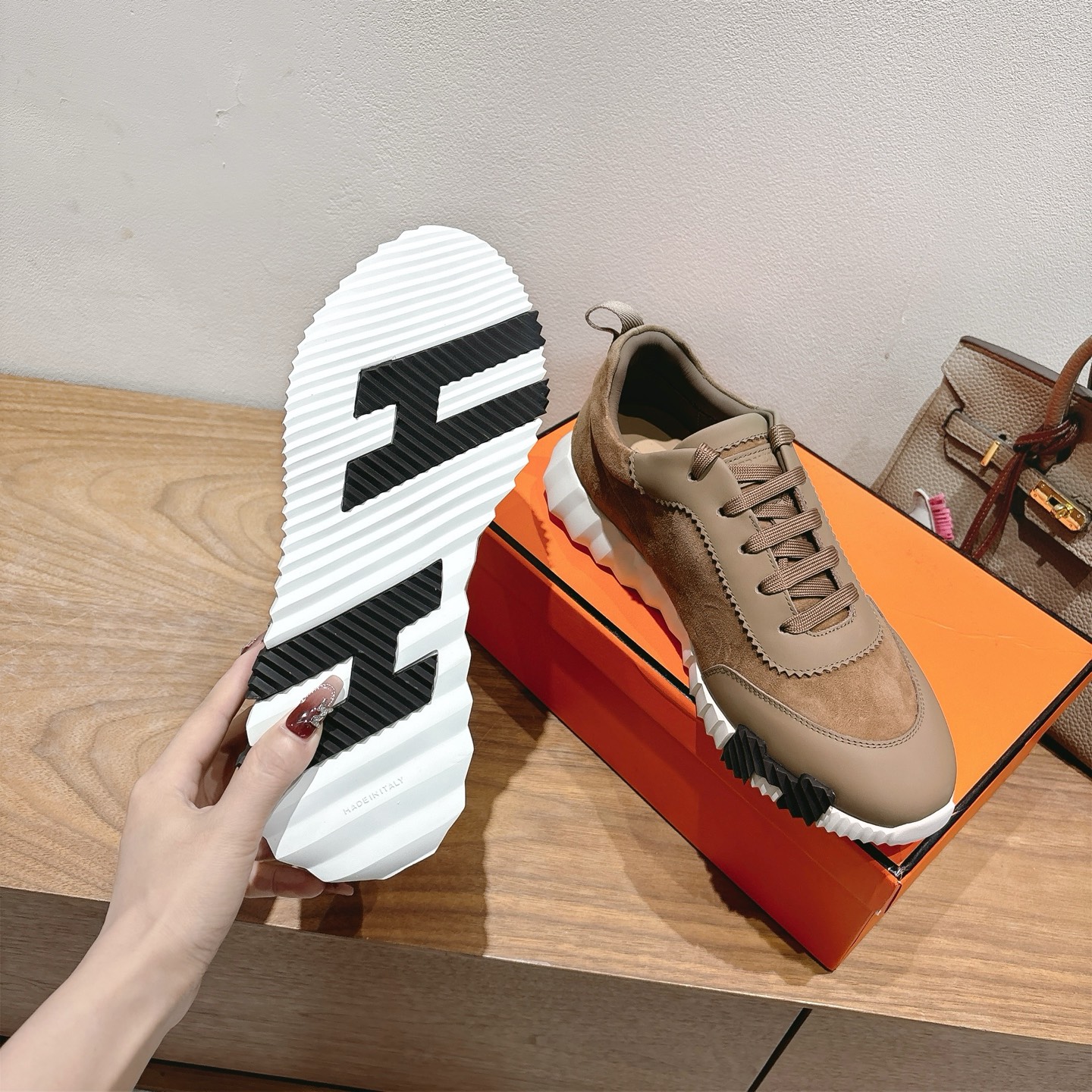 HERMES  00799