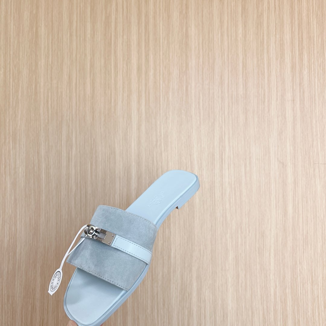 HERMES 00799