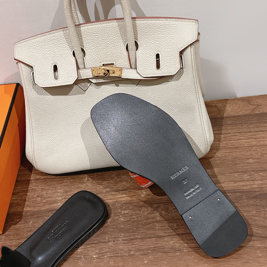 HERMES 00799