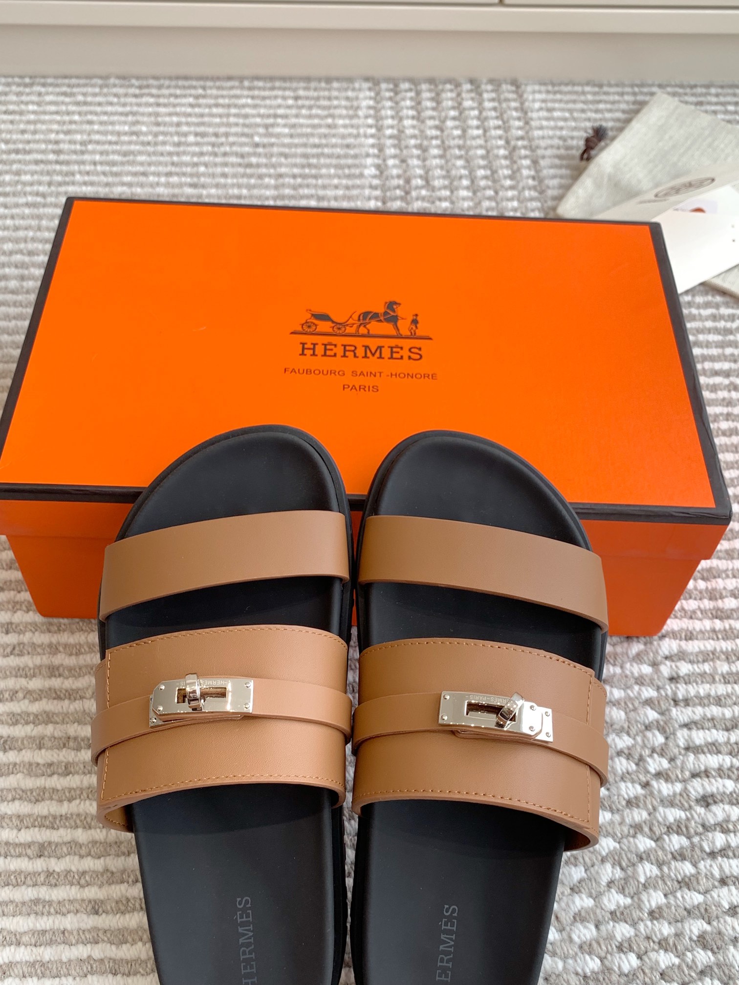 HERMES 00809