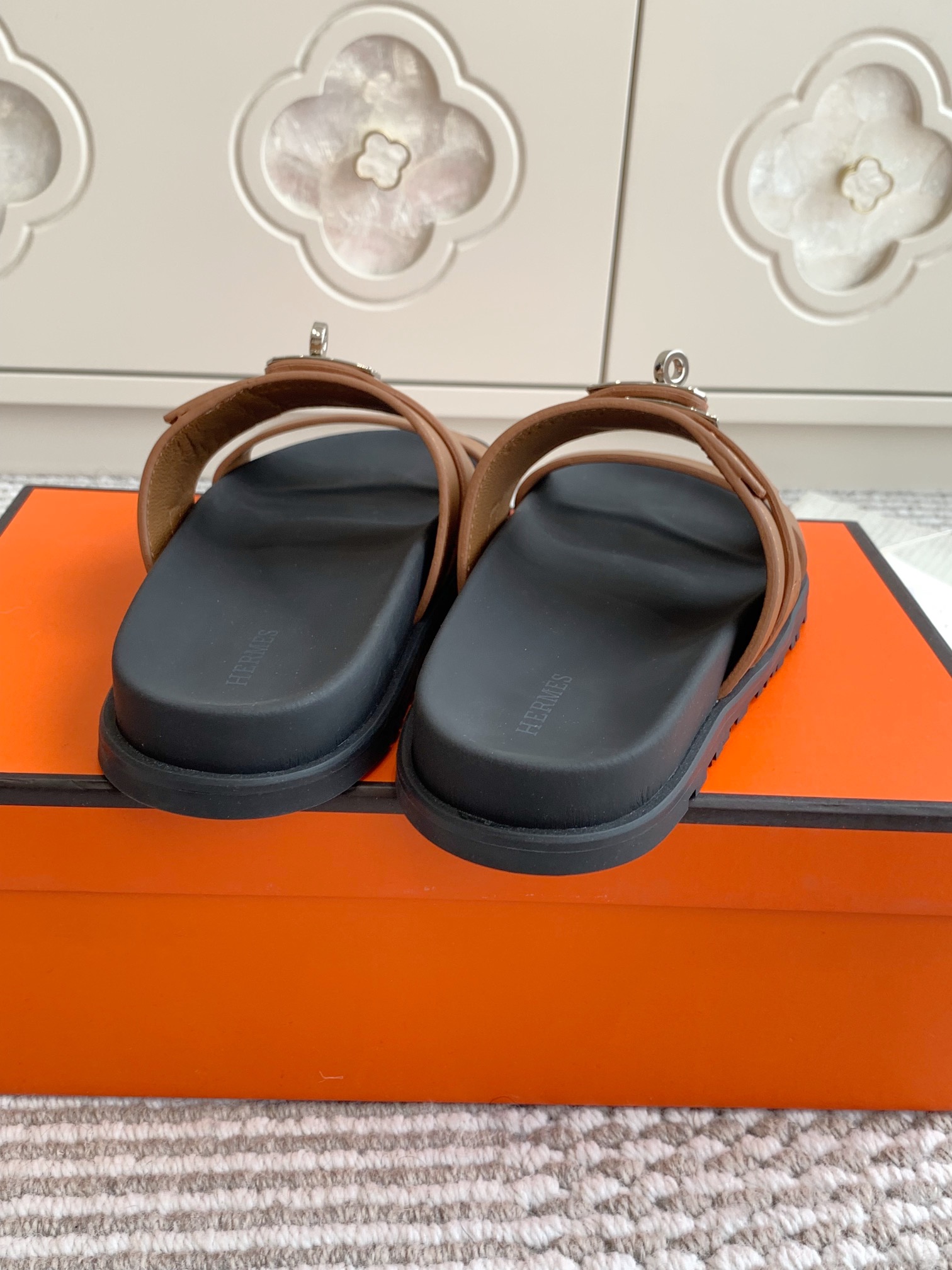 HERMES 00809