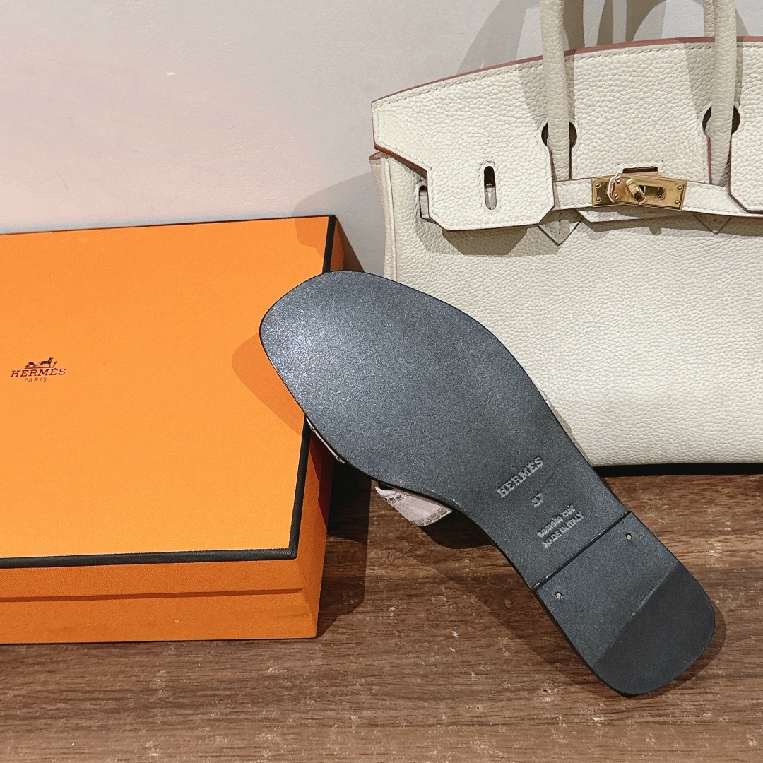 HERMES 00809 HERMES 00809
