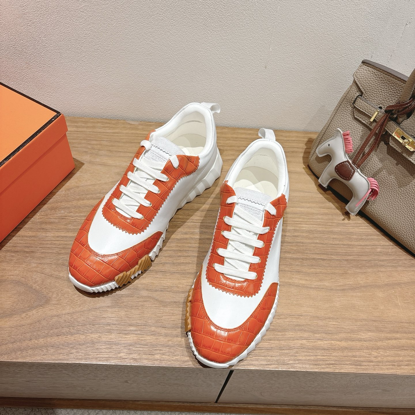 HERMES 00819 HERMES 00819