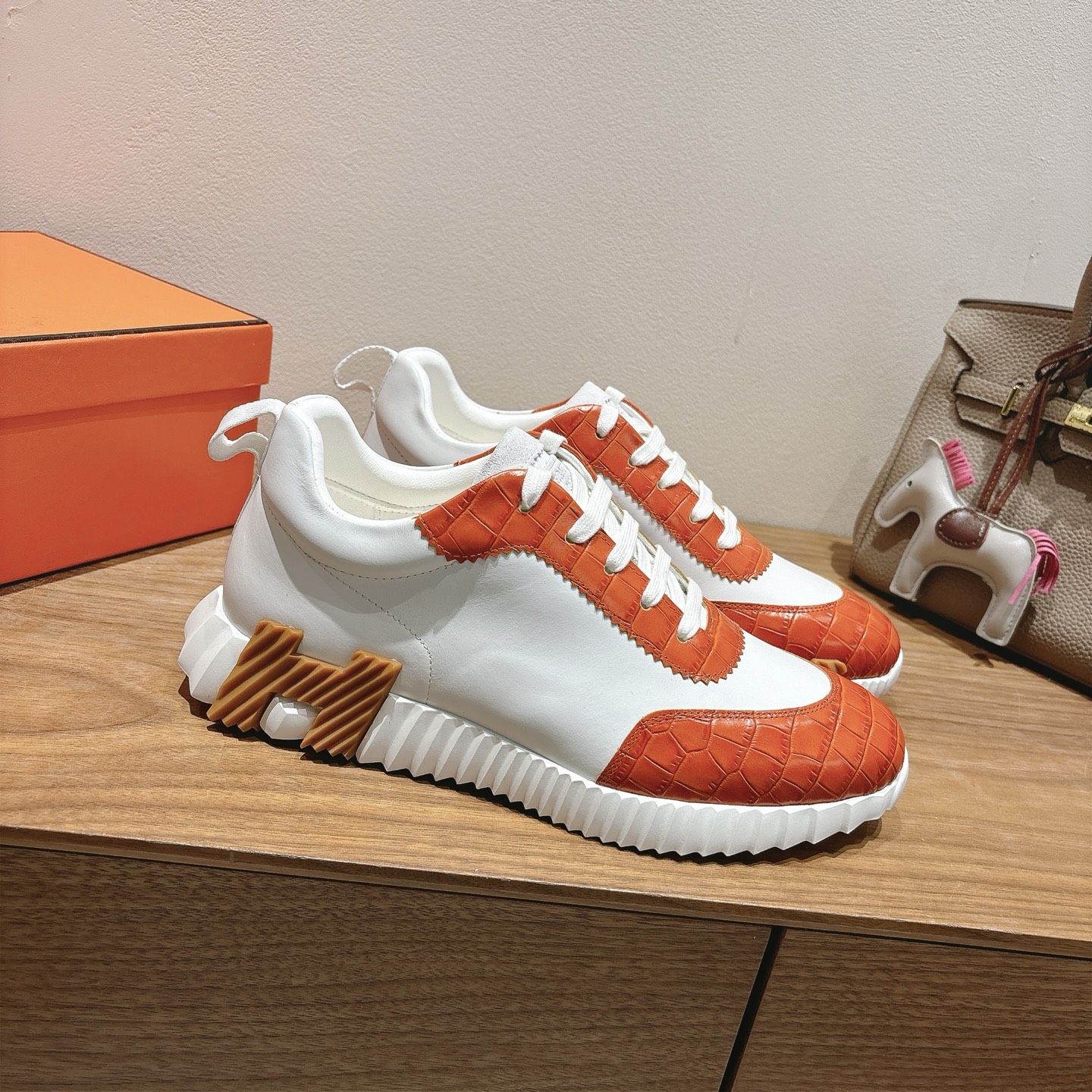 HERMES 00819 HERMES 00819