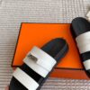 HERMES 00819