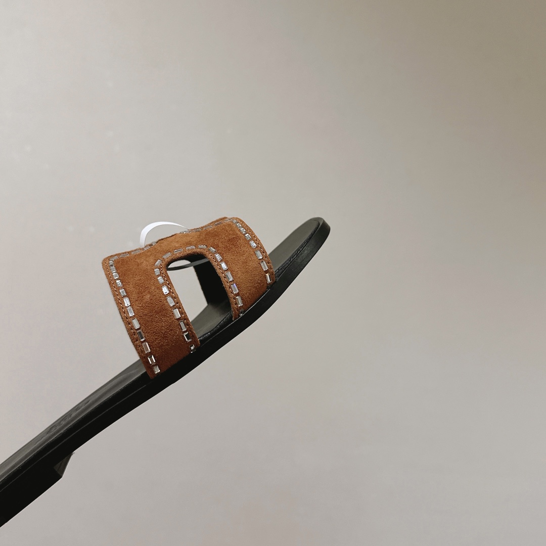 HERMES 00819 HERMES 00819