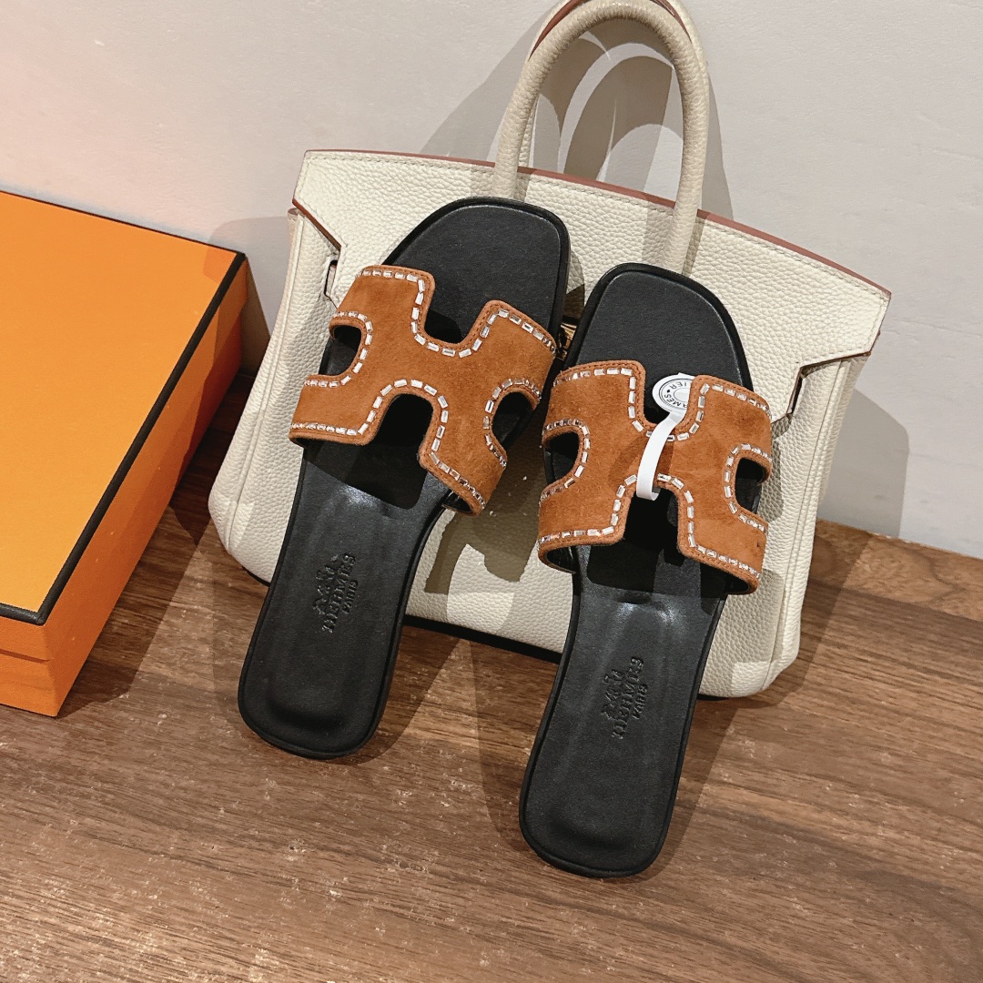 HERMES 00819 HERMES 00819