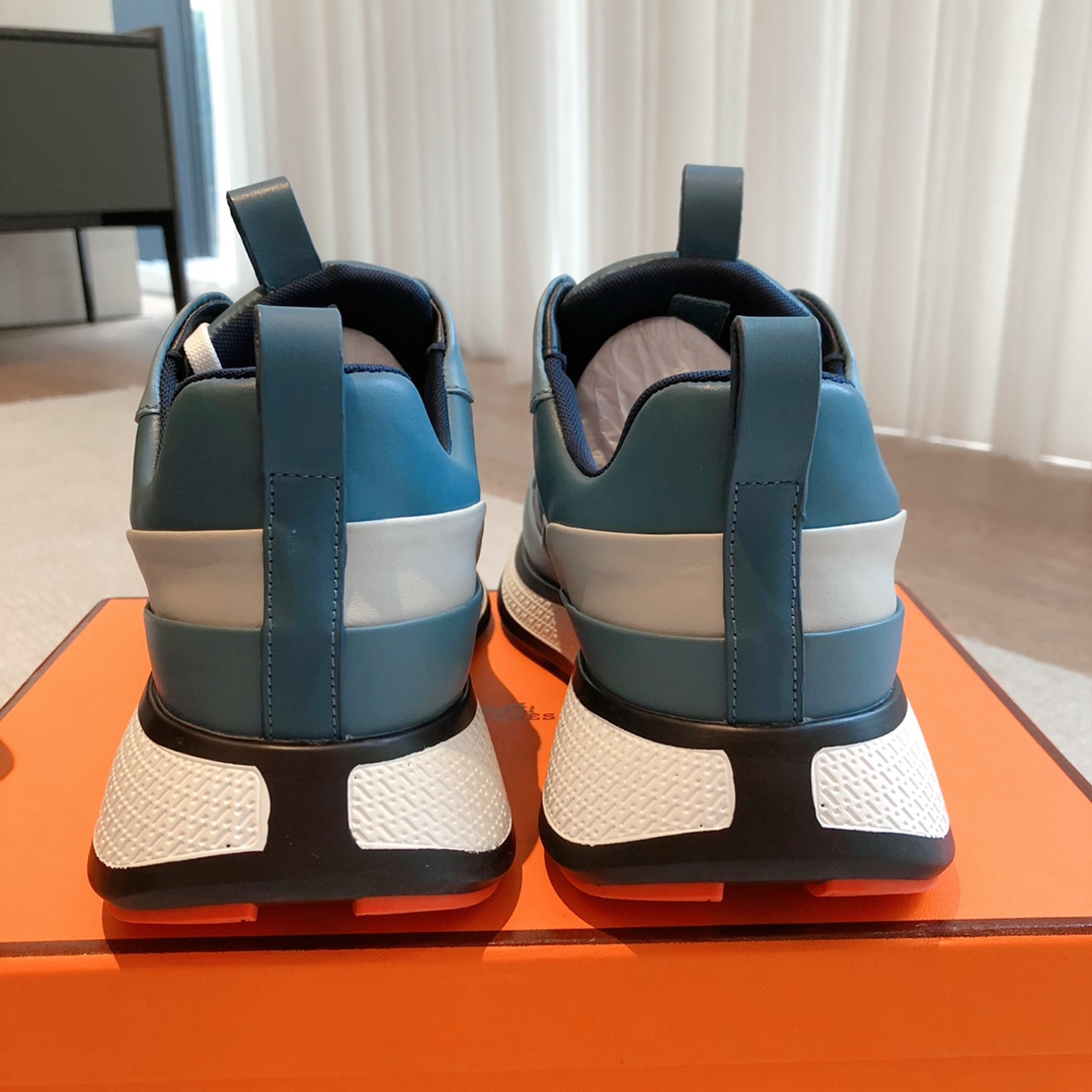 HERMES 00819 HERMES 00819