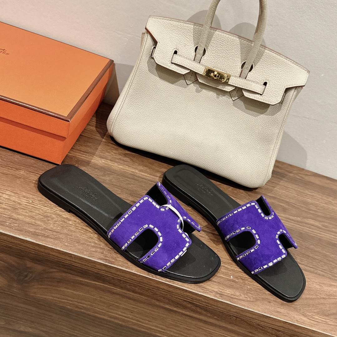 HERMES 00829 HERMES 00829
