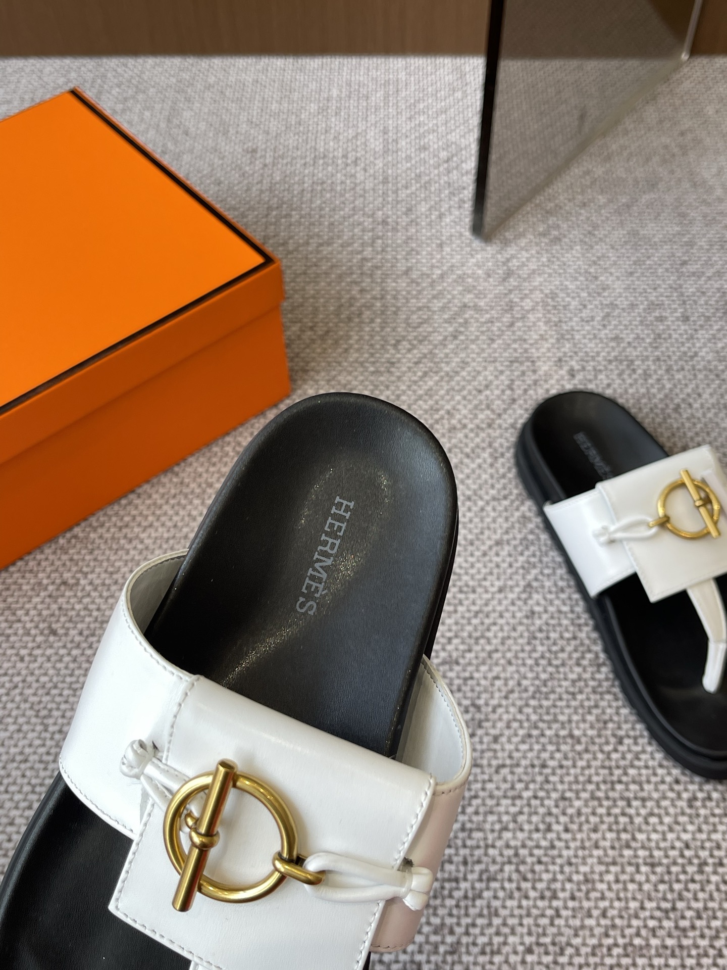 HERMES 00829