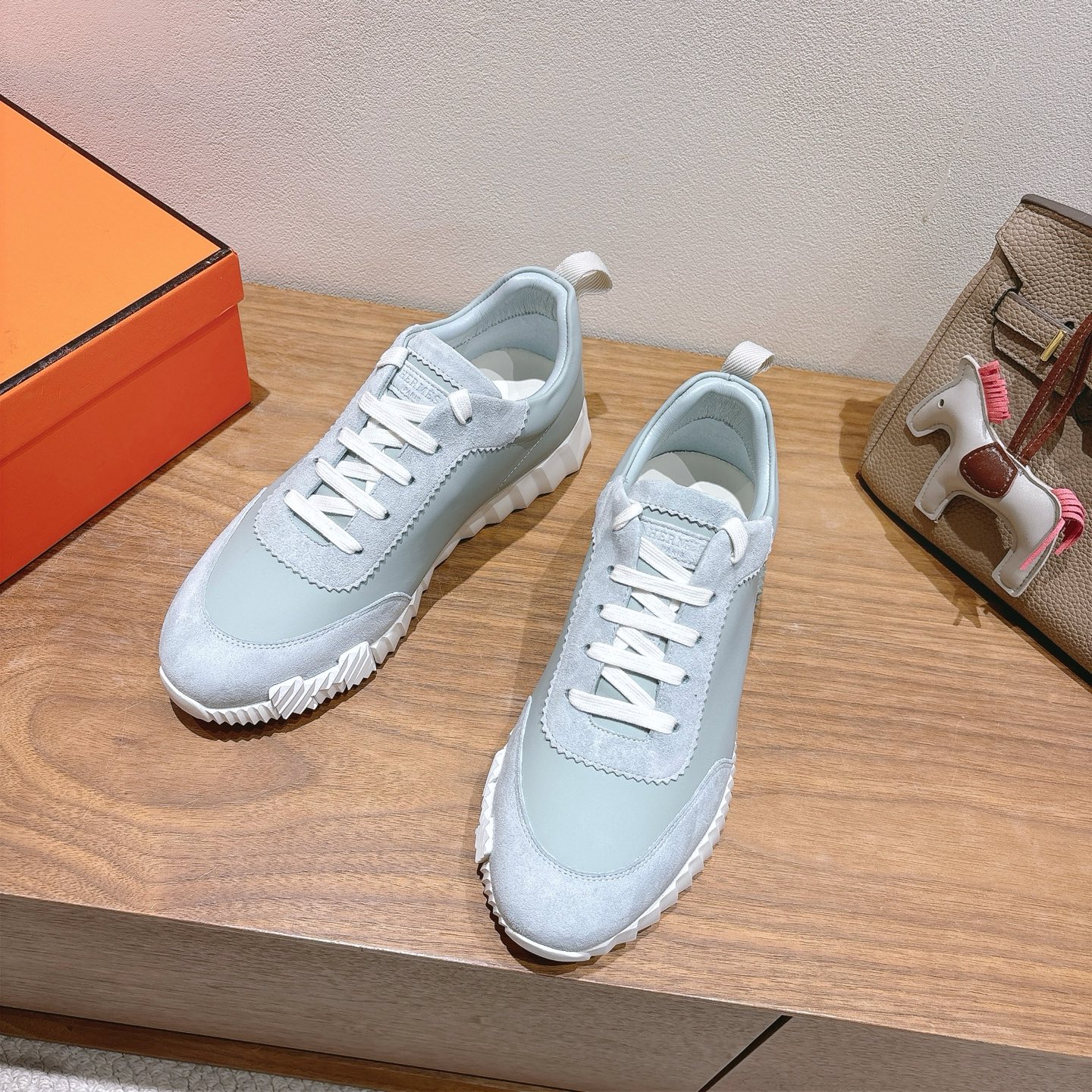 HERMES 00829 HERMES 00829