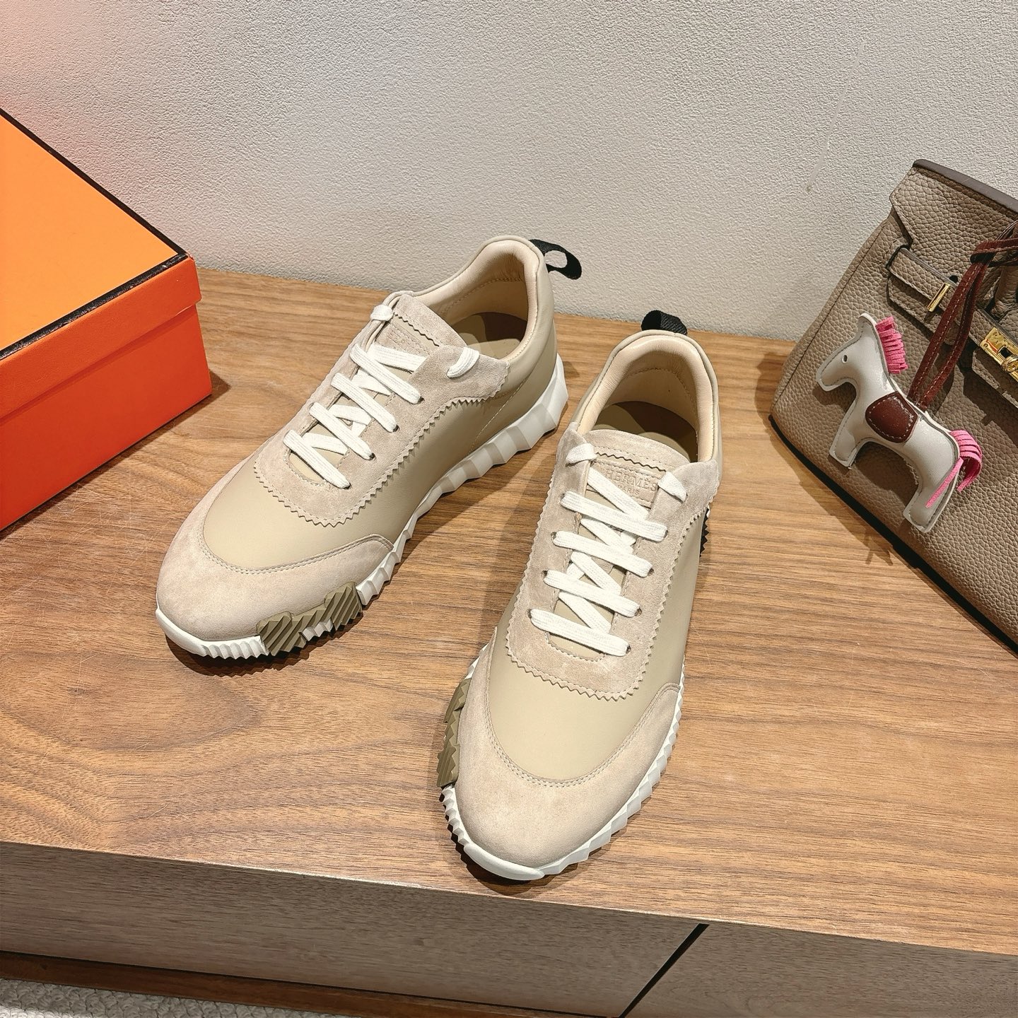 HERMES 00839 HERMES 00839