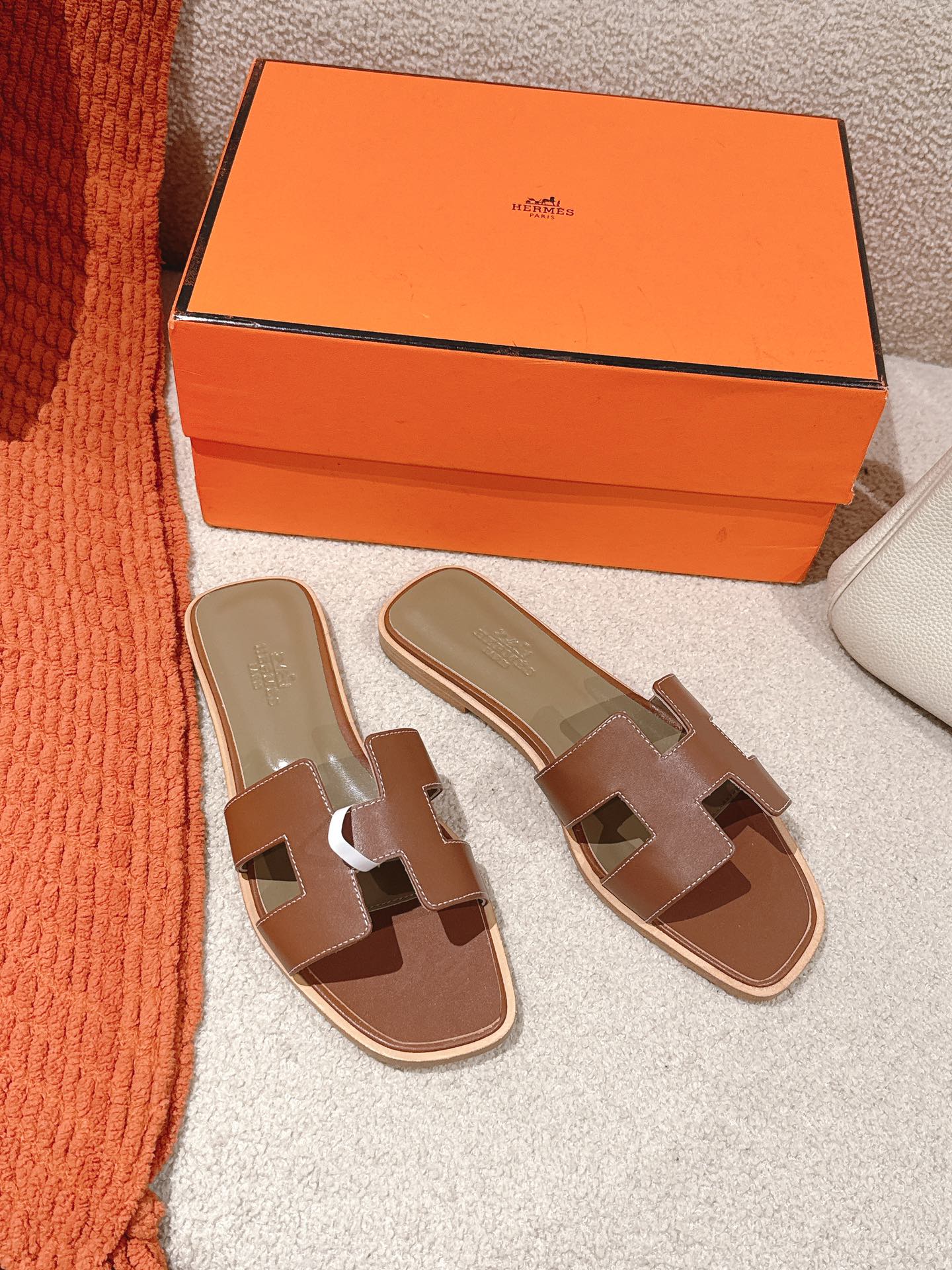 HERMES 00839 HERMES 00839