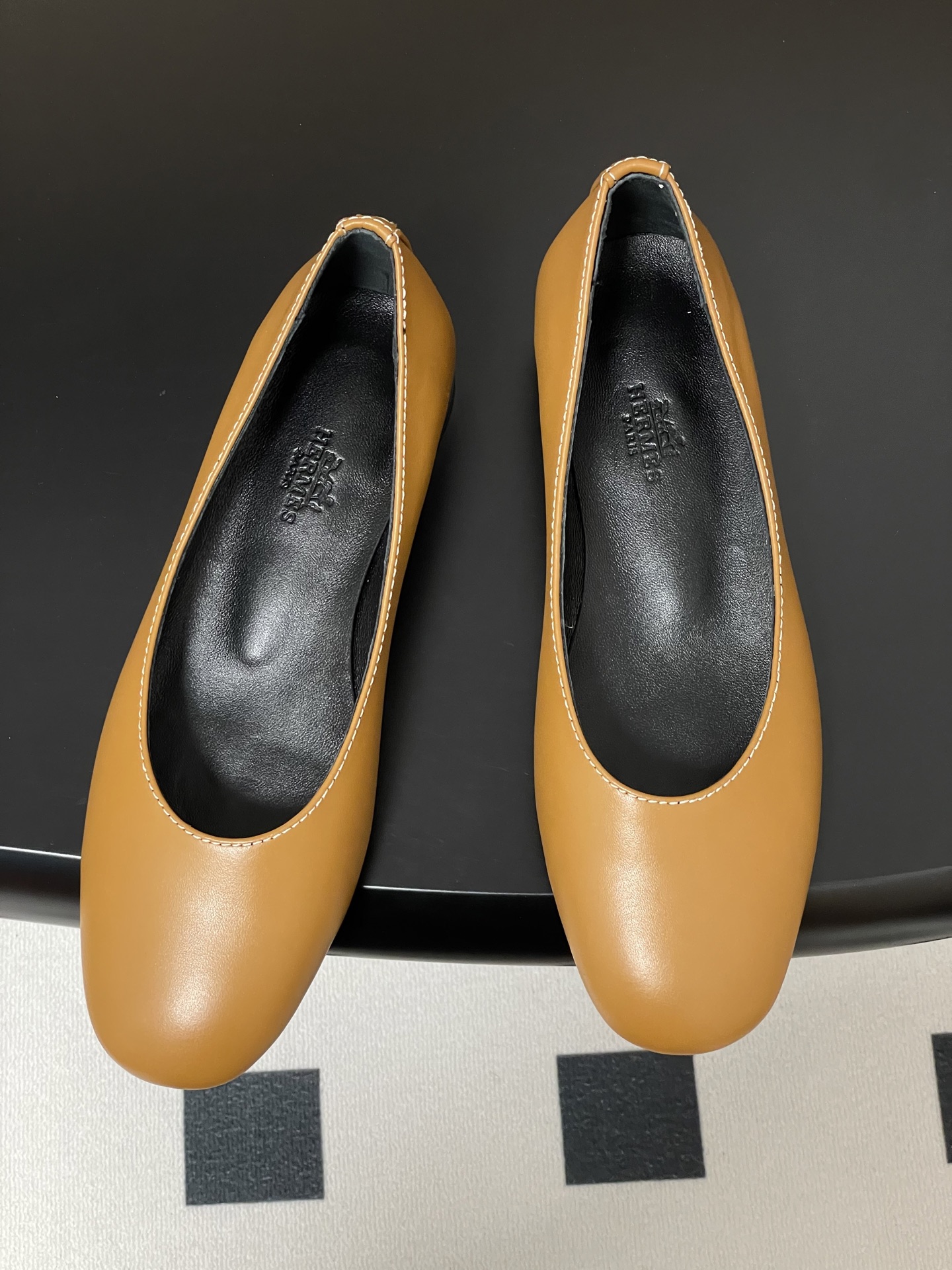 HERMES  008410