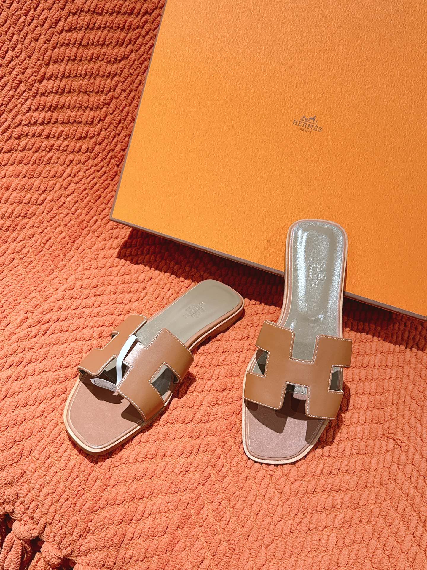 HERMES 00859 HERMES 00859