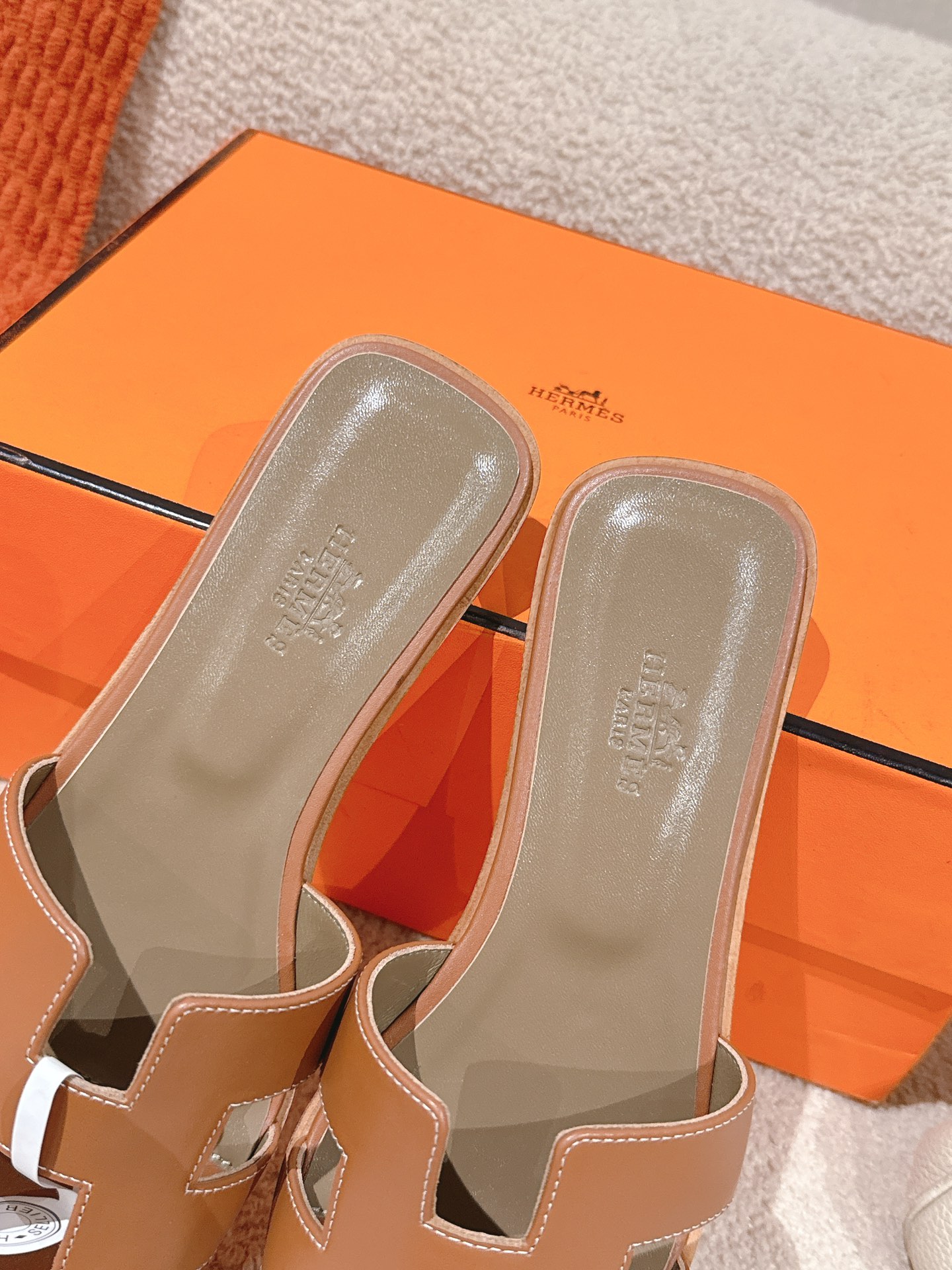 HERMES 00859 HERMES 00859