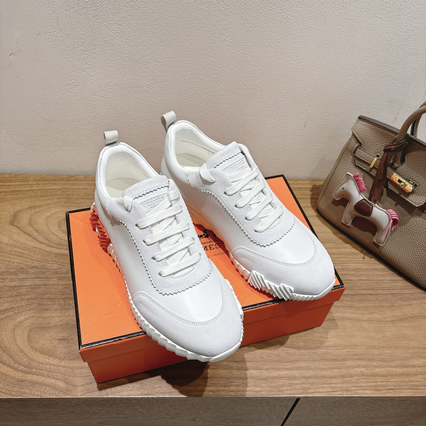 HERMES 00869 HERMES 00869