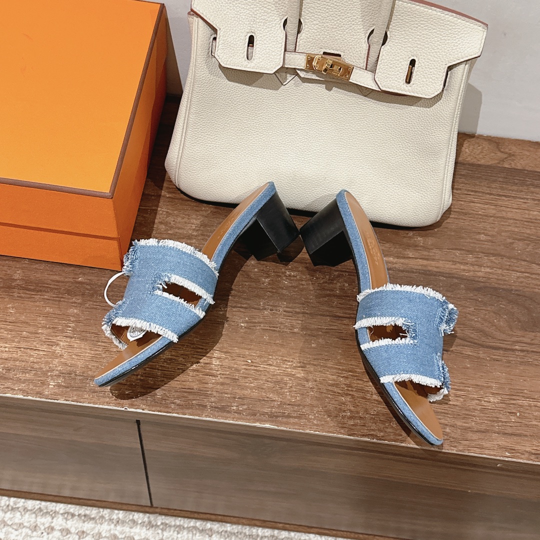 HERMES 00869 HERMES 00869