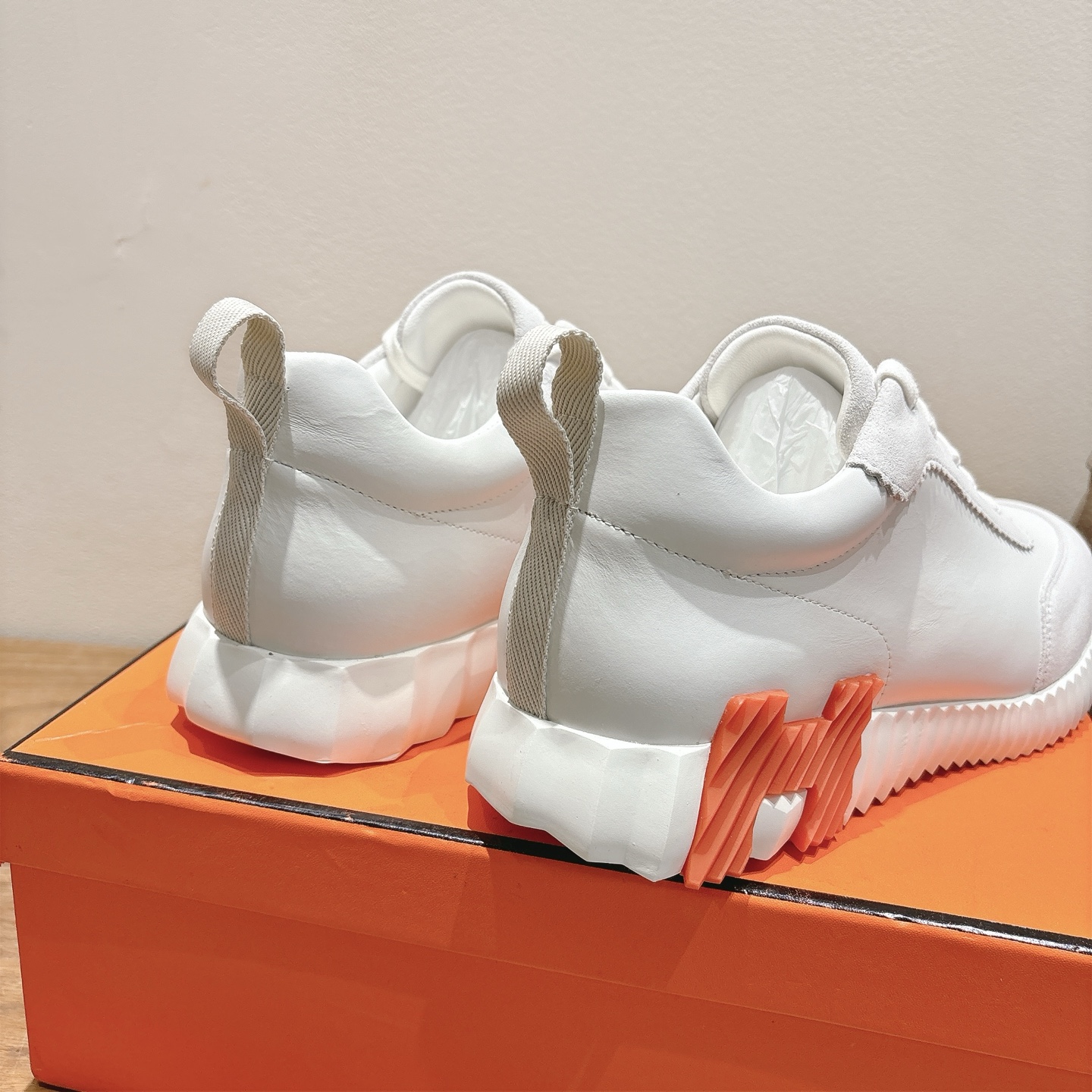 HERMES 00869 HERMES 00869