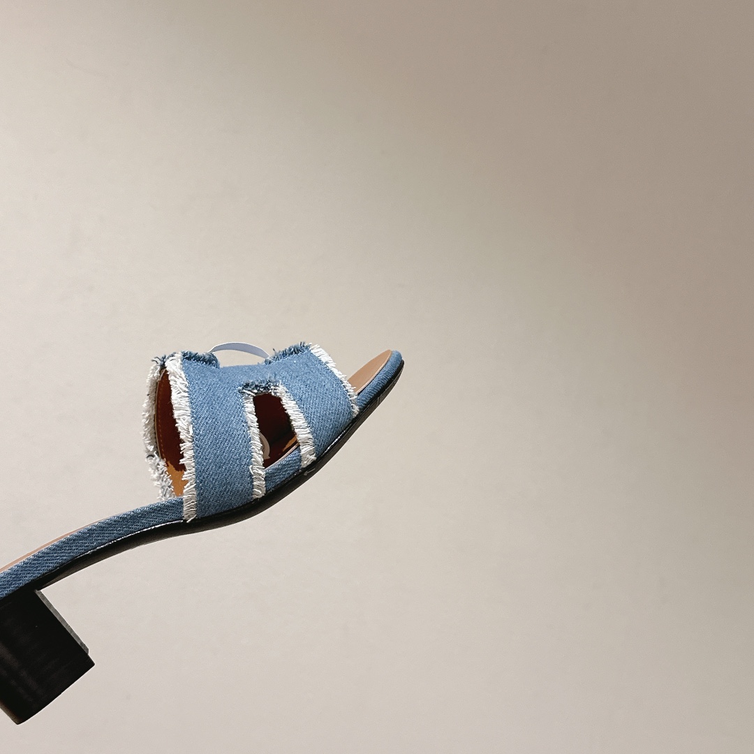 HERMES 00869 HERMES 00869