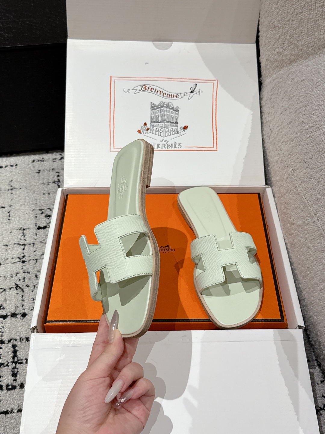 NEW HERMÈS white Brume Epsom Oran Sandals
