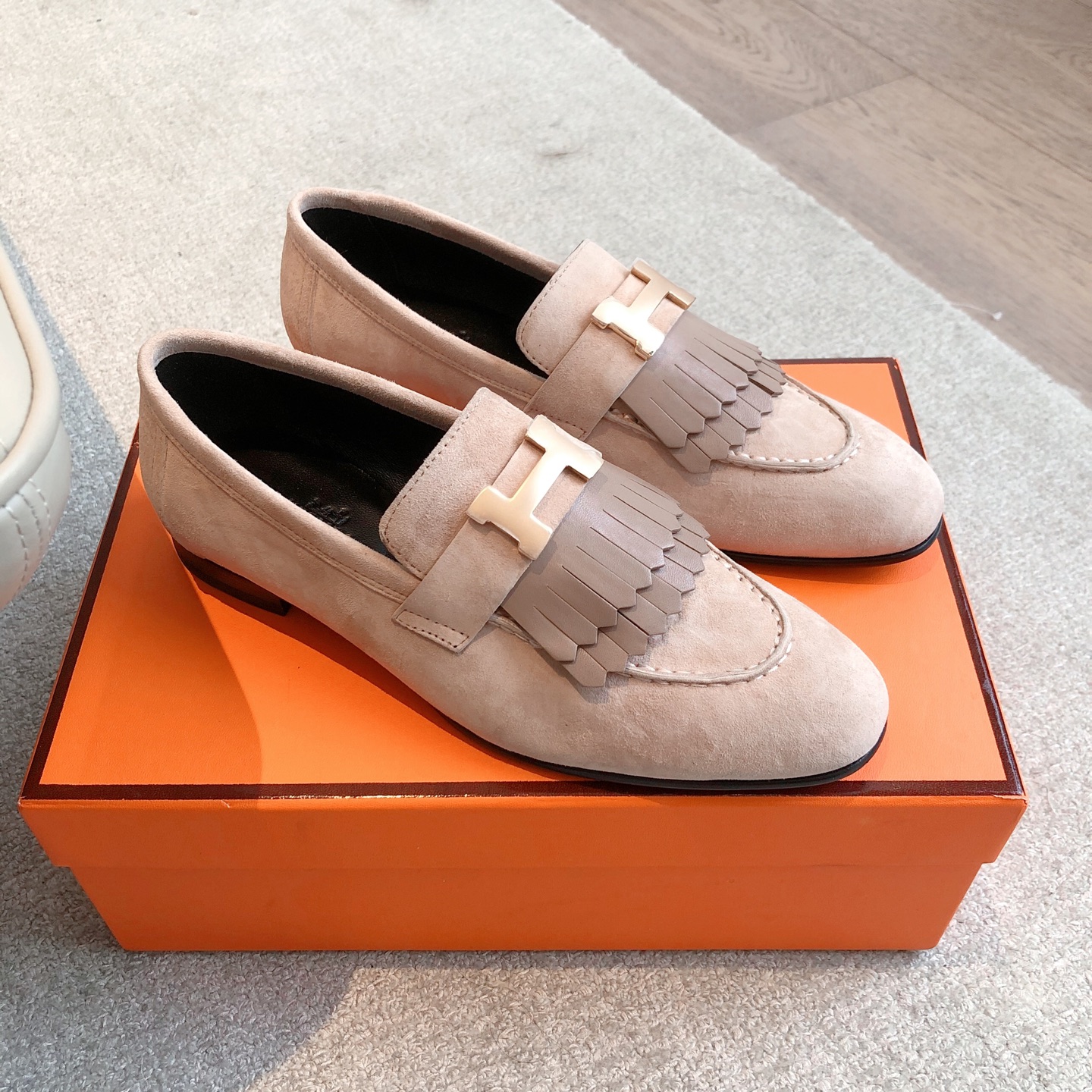 Hermès Royal Loafer – Beige