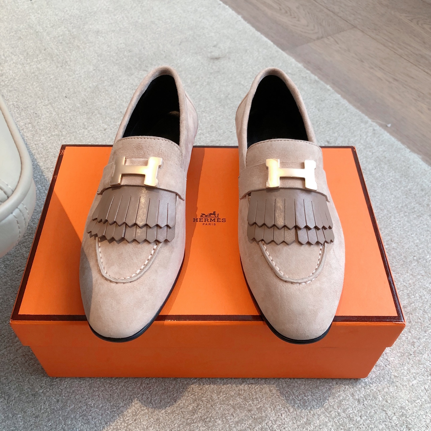 Hermès Royal Loafer – Beige