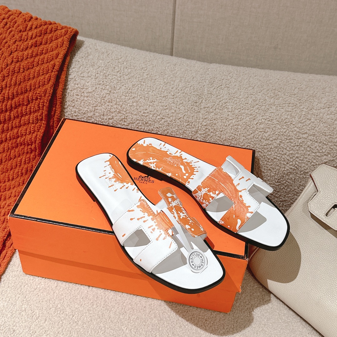 HERMES 00899 HERMES 00899