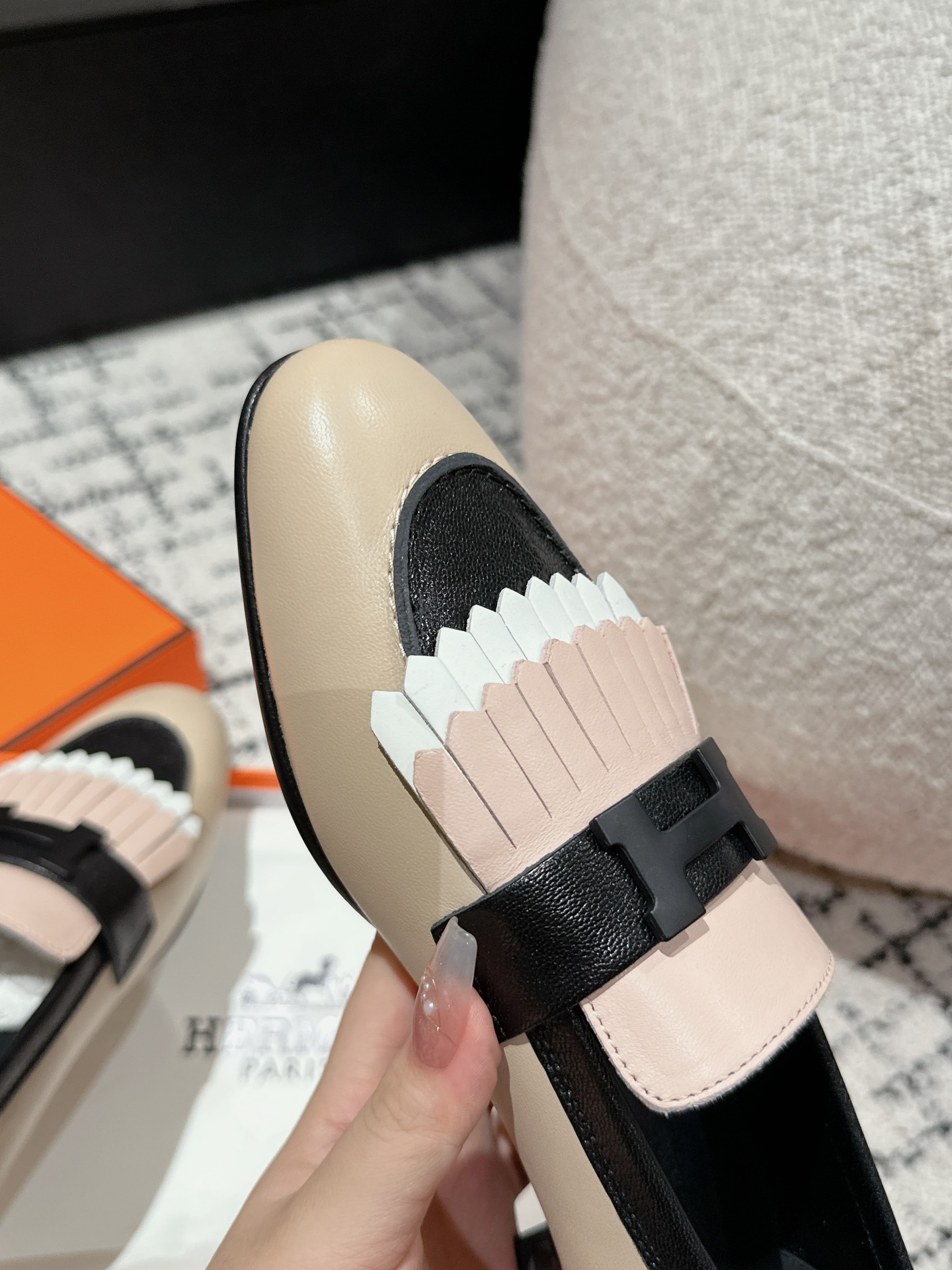 HERMES 00899 HERMES 00899