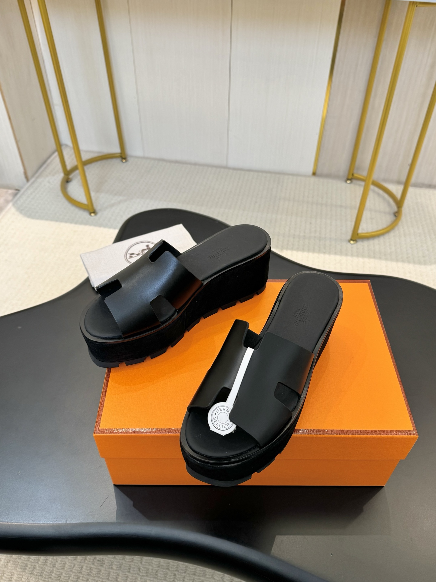 HERMES 00899 HERMES 00899
