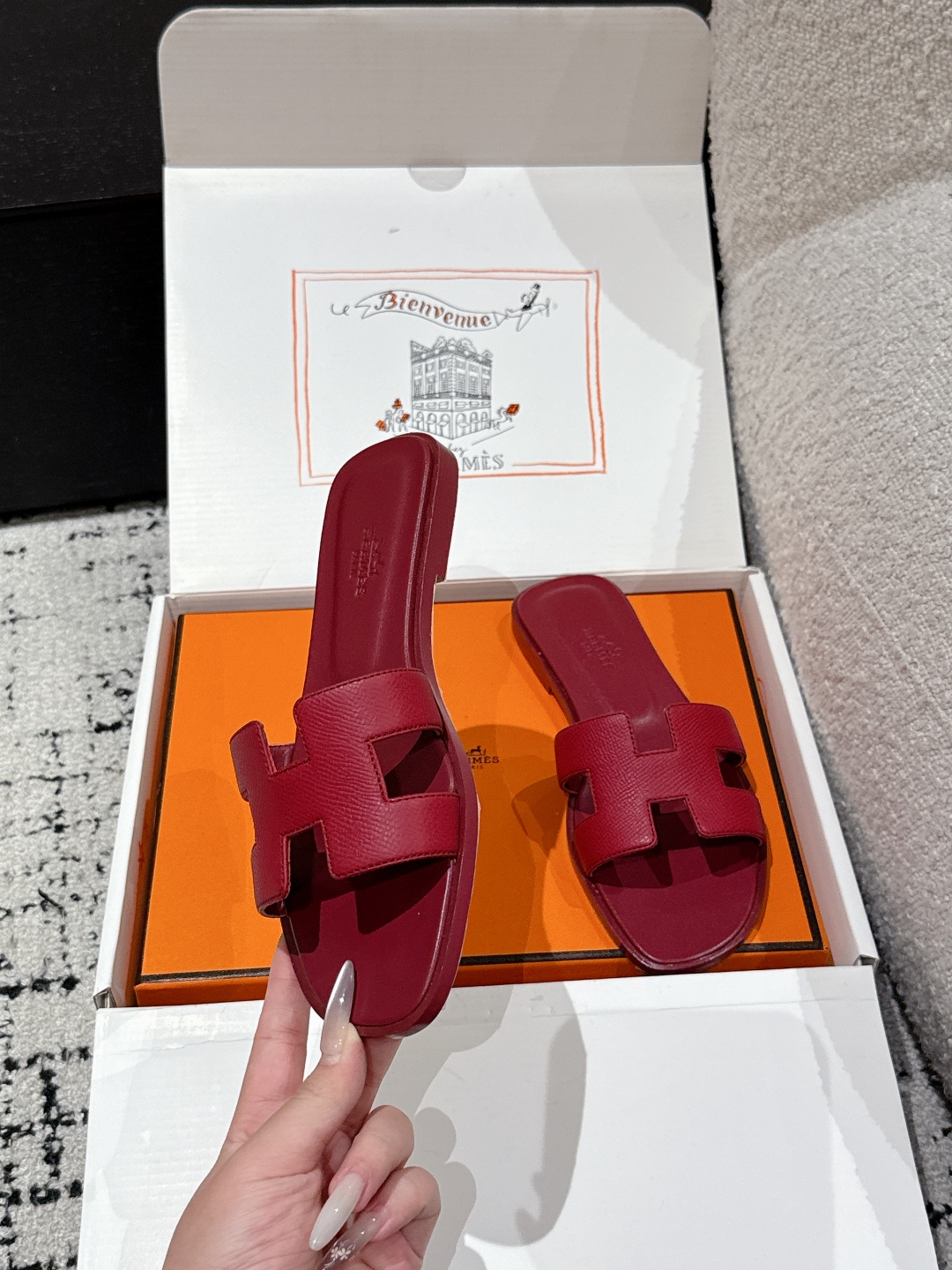 HERMES ORAN H SANDALS SLIPPERS Classic Epsom Rose Magenta red Pink
