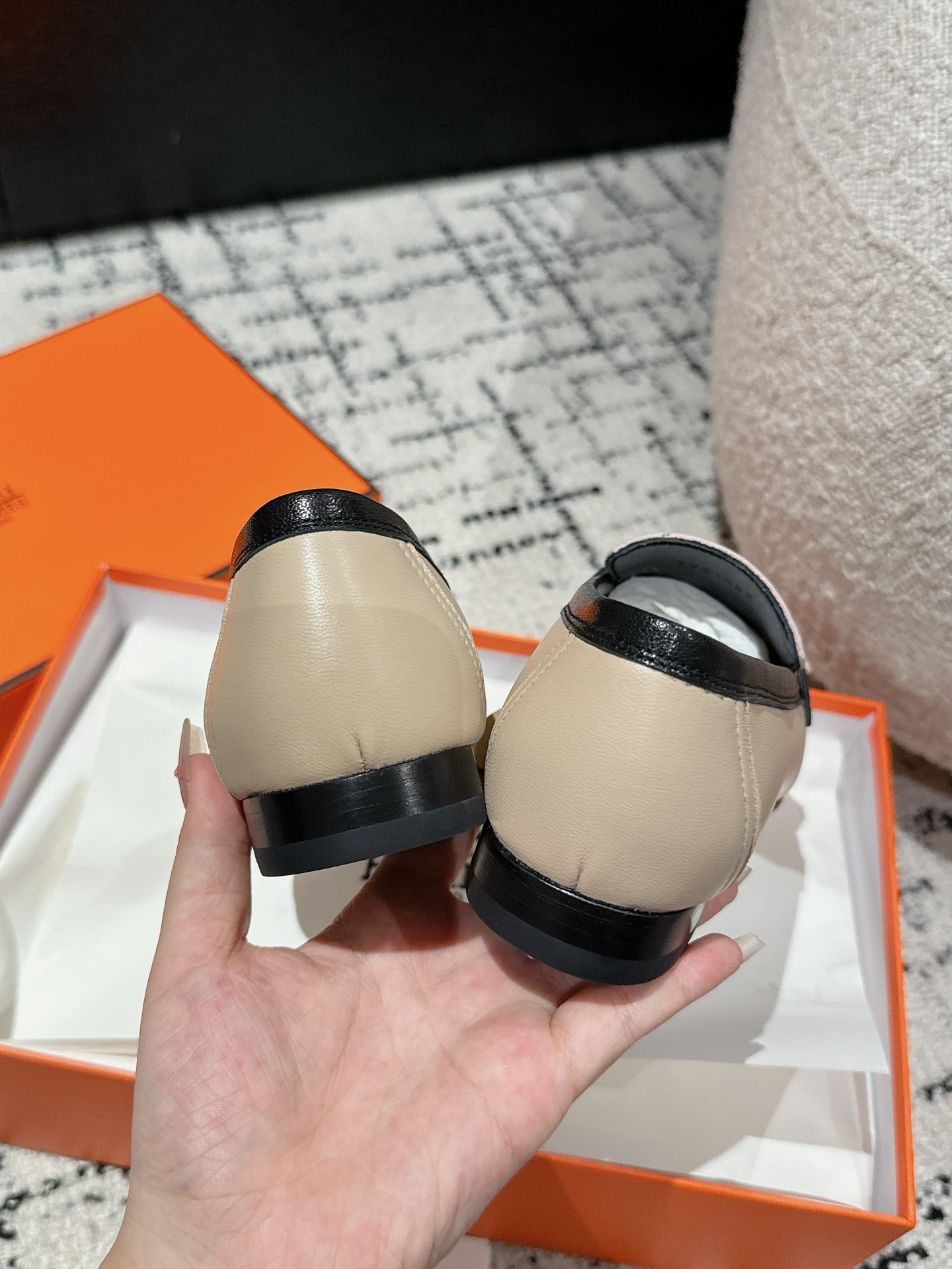 HERMES 00899 HERMES 00899