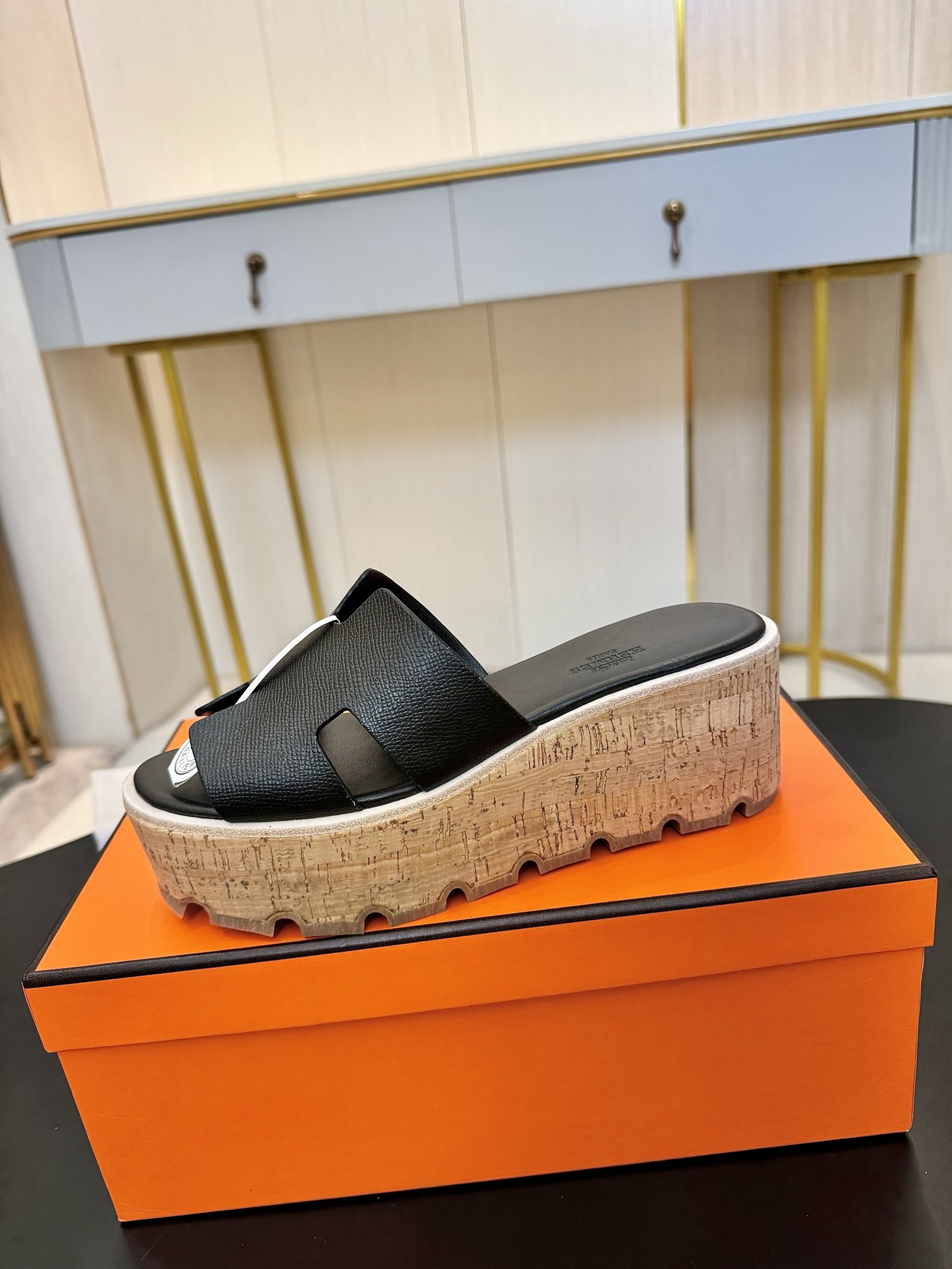 HERMES 00909 HERMES 00909