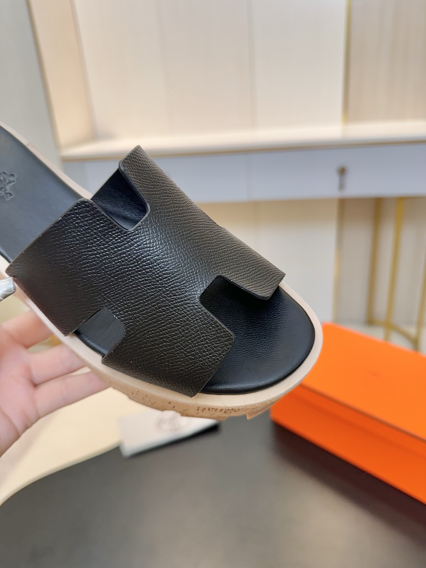HERMES 00909 HERMES 00909