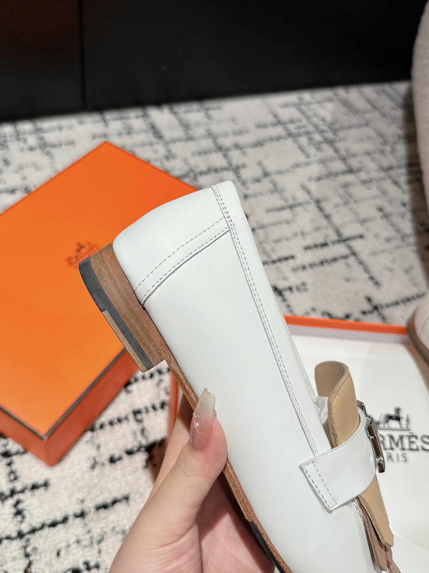 HERMES 00909 HERMES 00909