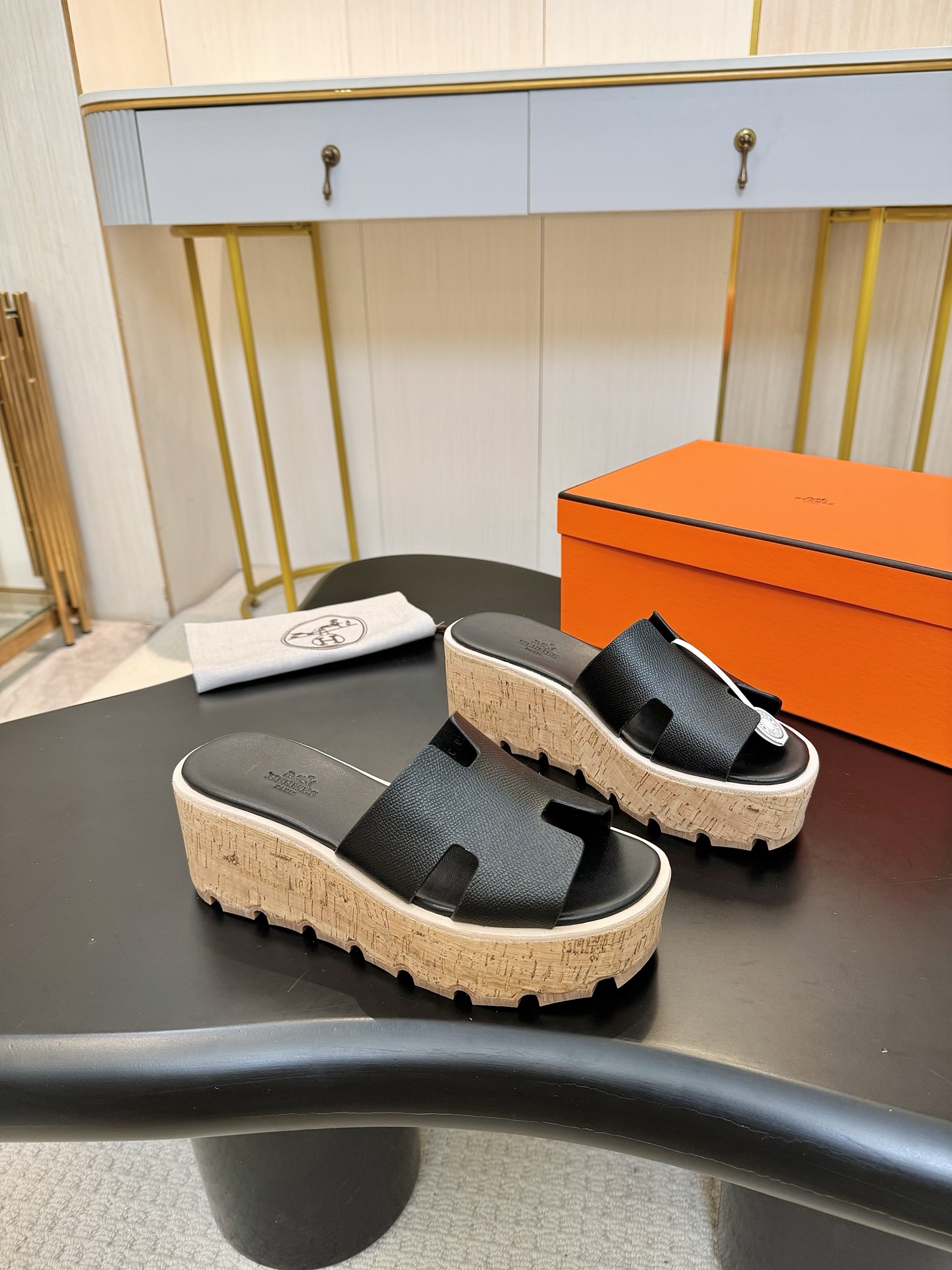 HERMES 00909 HERMES 00909