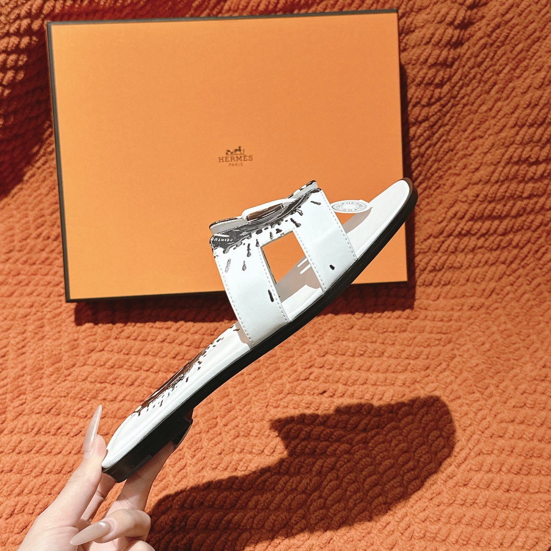 HERMES 00909 HERMES 00909