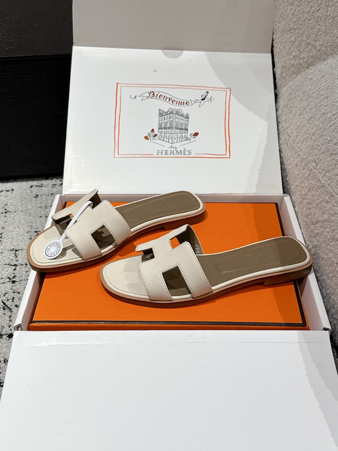 HERMES  00919