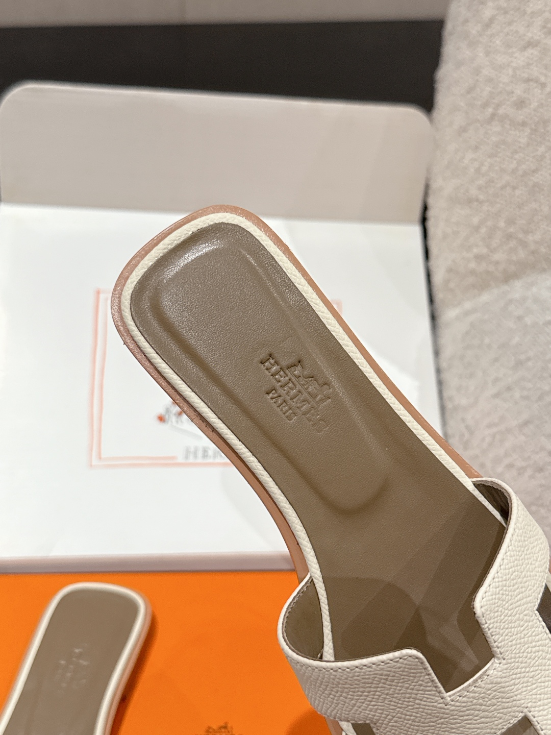 HERMES  00919