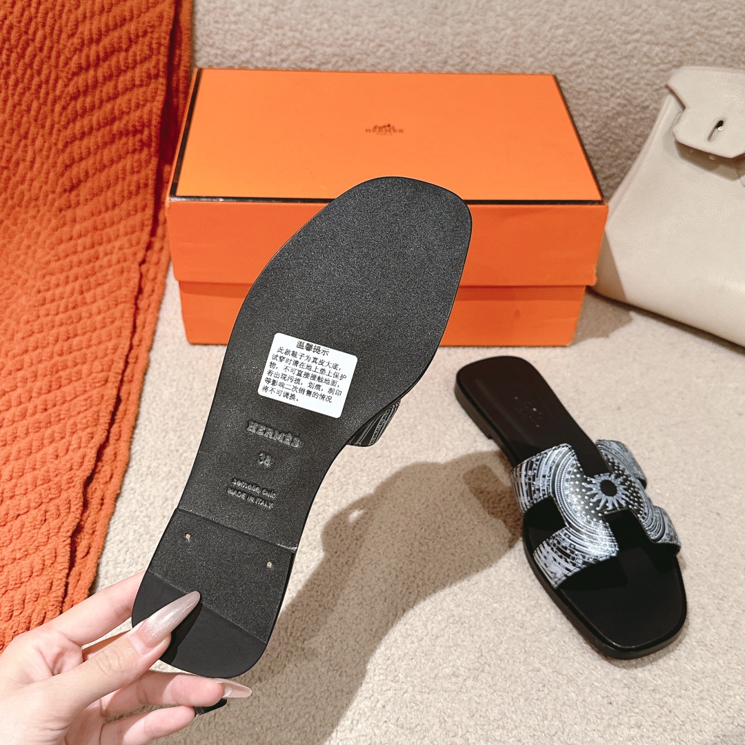 HERMES  00929