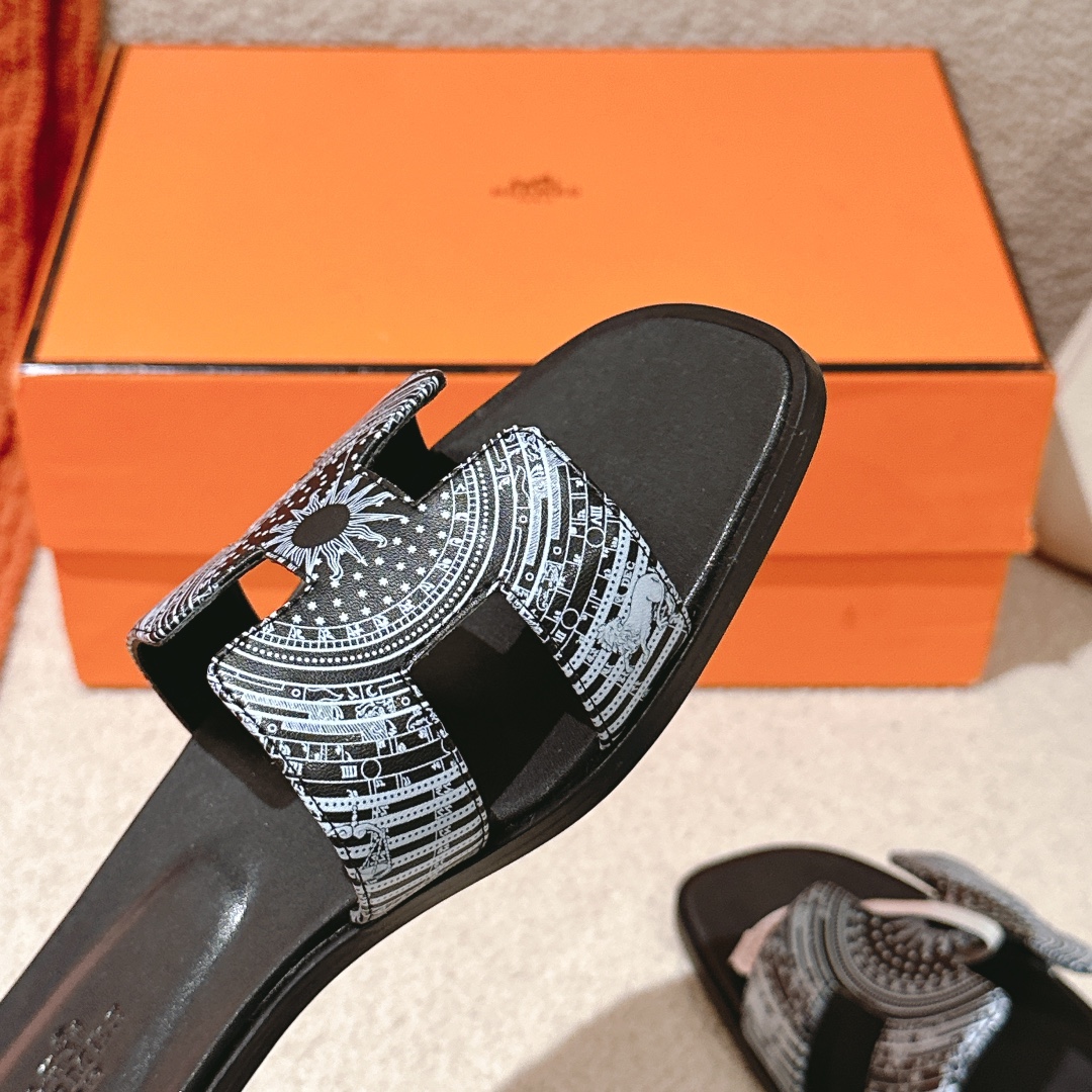 HERMES  00929