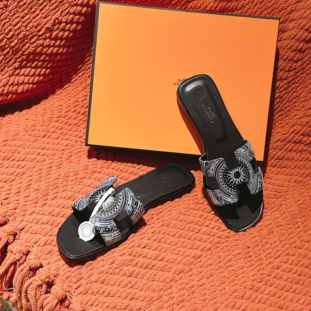 HERMES  00929