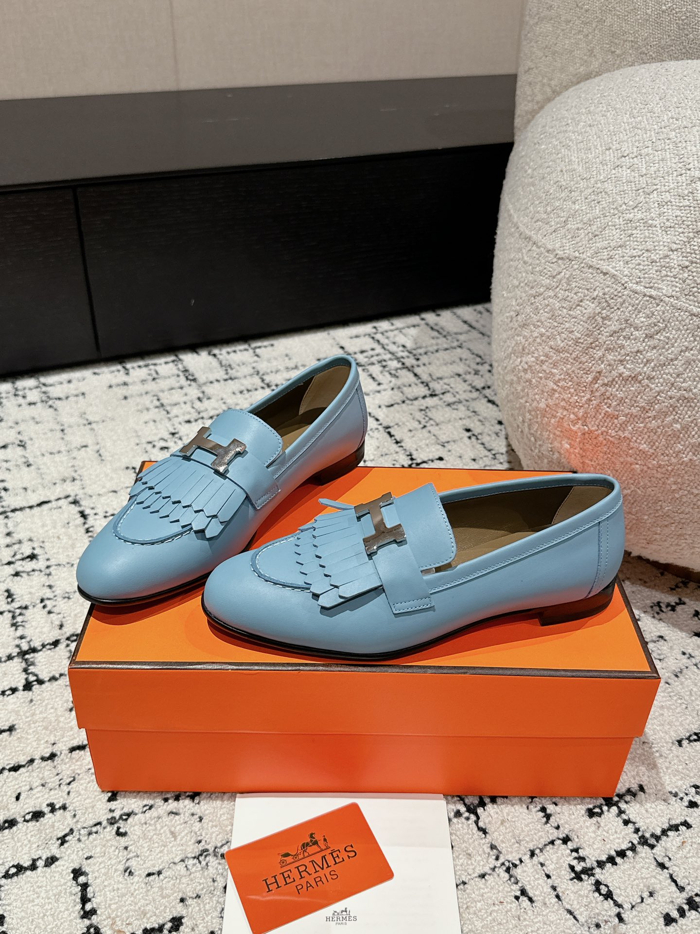HERMES 00929