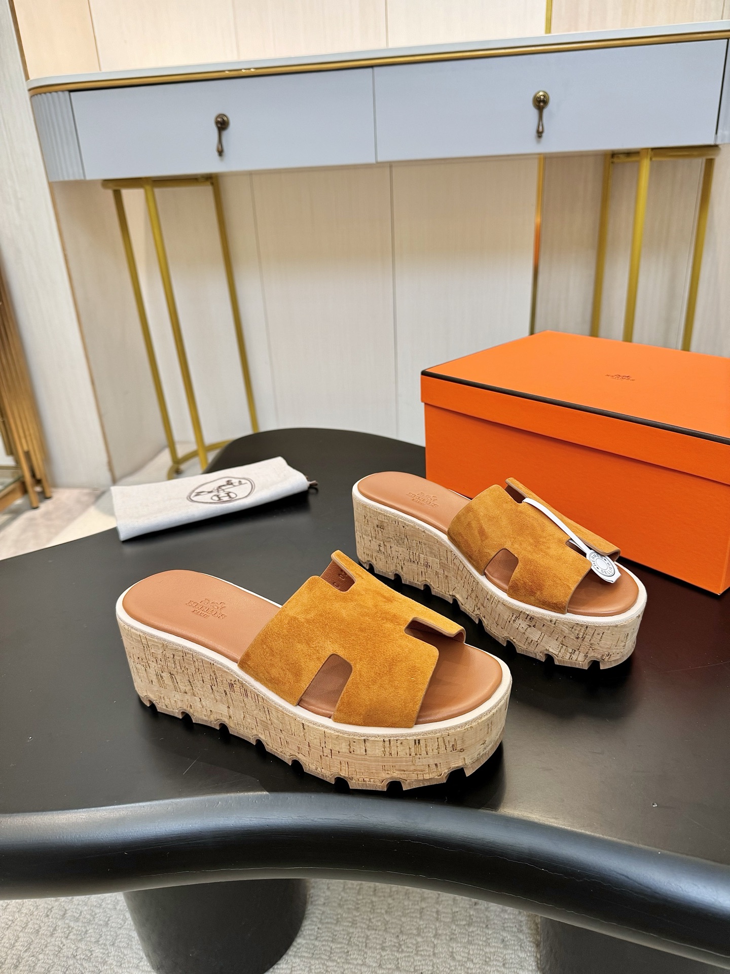 HERMES 00949 HERMES 00949