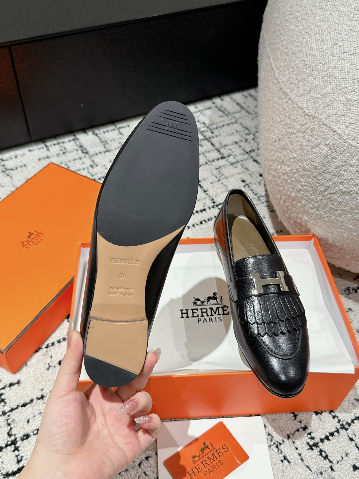 HERMES 00949