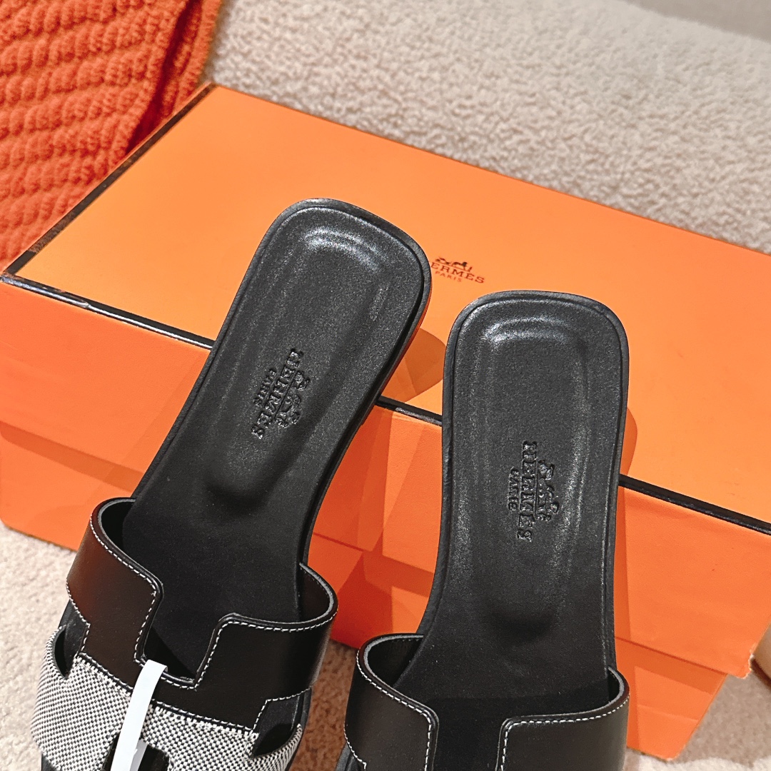 HERMES 00949 HERMES 00949