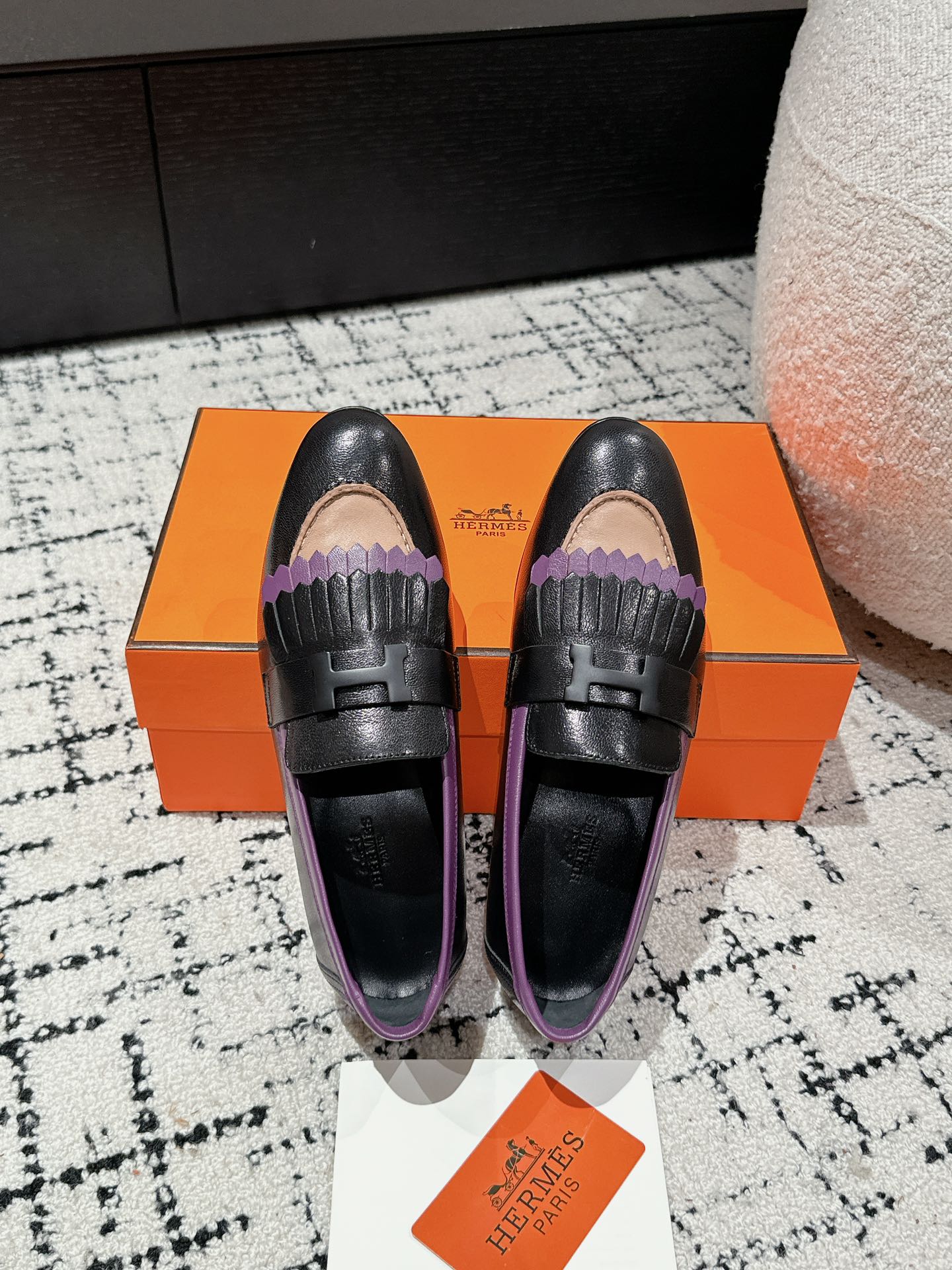 HERMES 00979 HERMES 00979