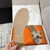 HERMES  00979